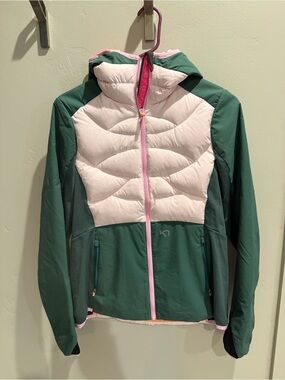 Kari Traa Pink and Green Colorblock Quilted Hooded Puffer